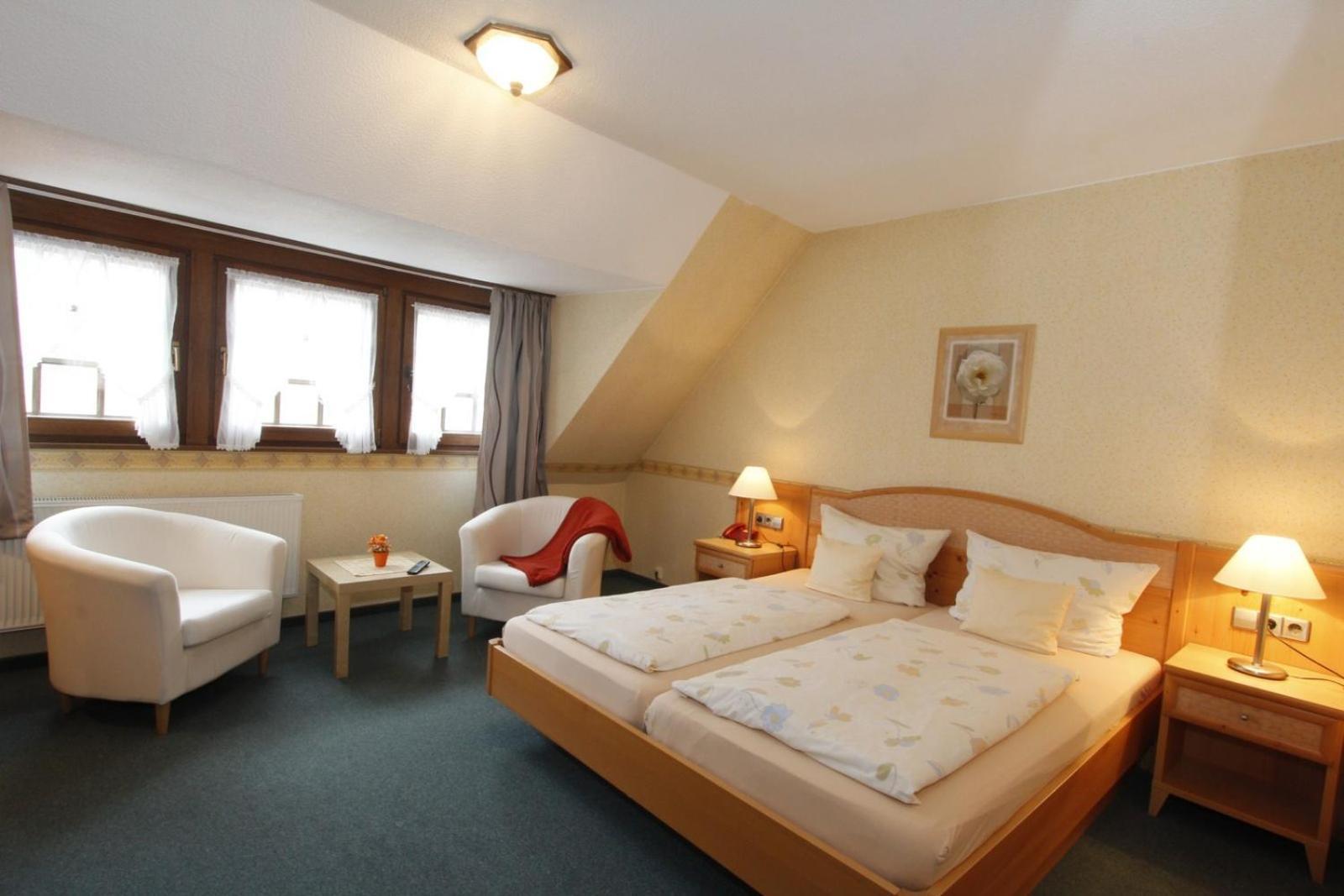 Hotel-Garni-Kachelburg Dieblich Bagian luar foto