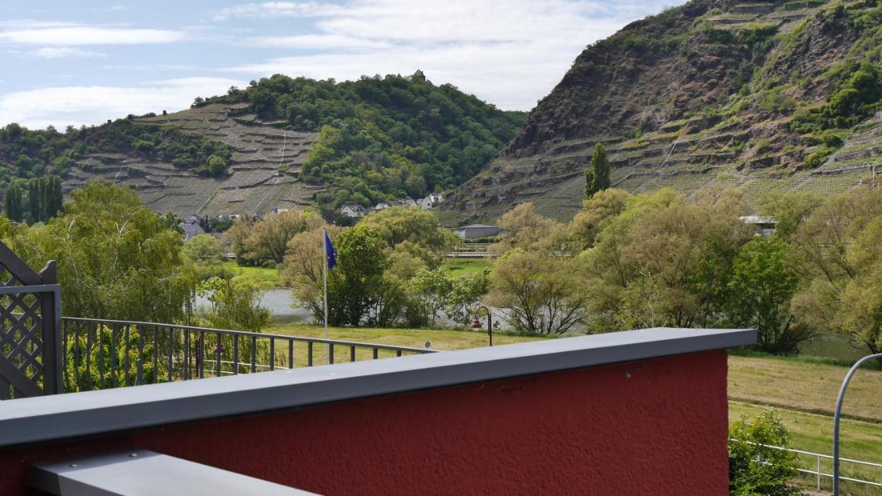 Hotel-Garni-Kachelburg Dieblich Bagian luar foto